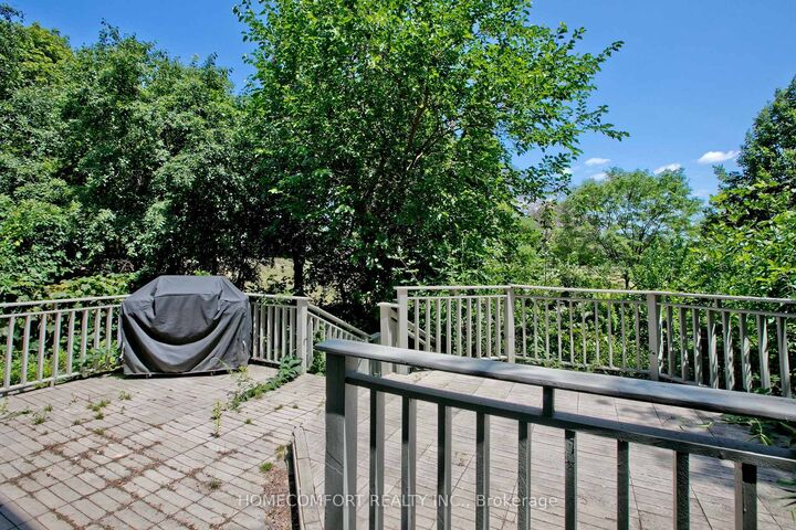 17 Bramble Drive — photo 1