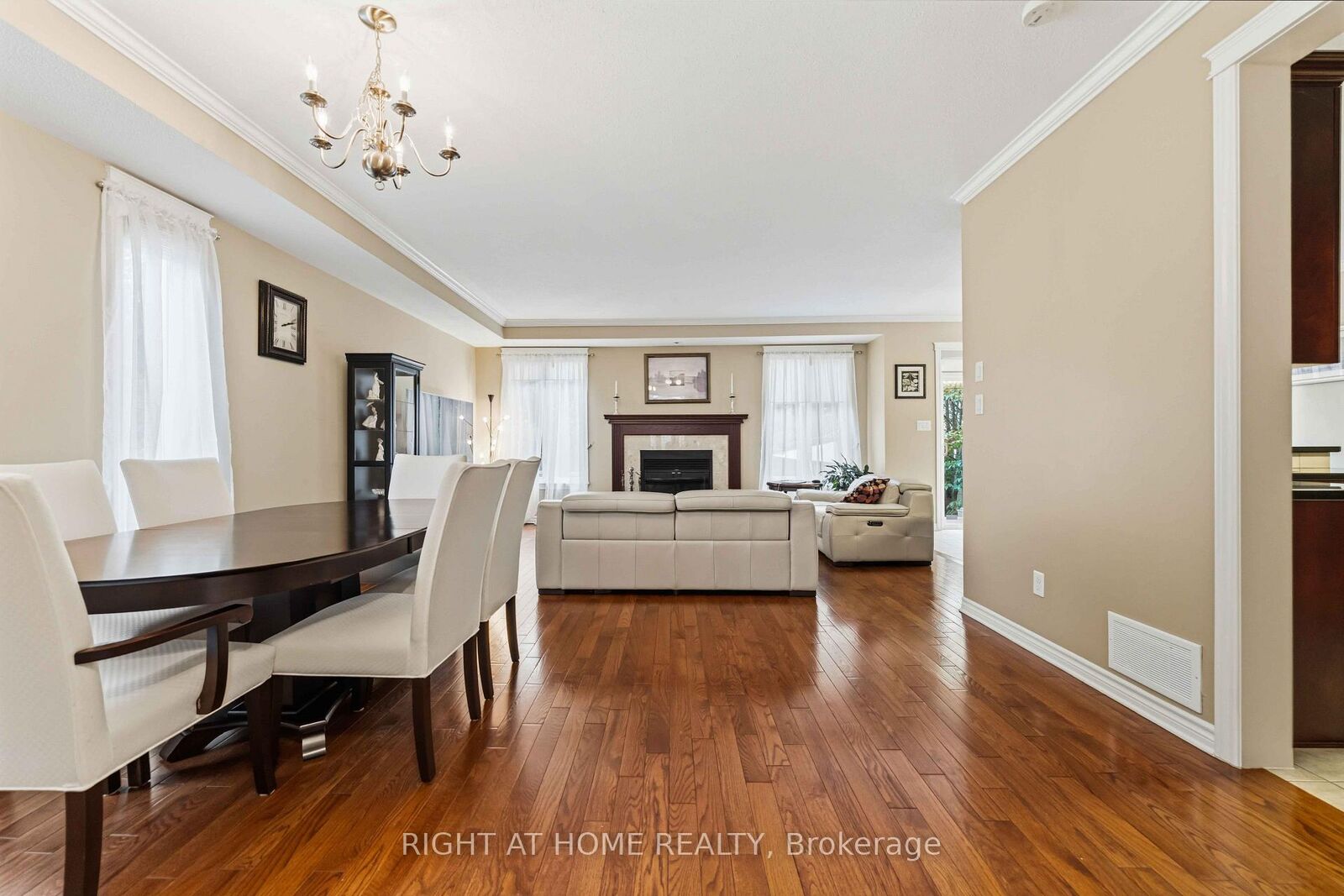 Property Photo:  250 Tofino Private  ON K2M 0B1 