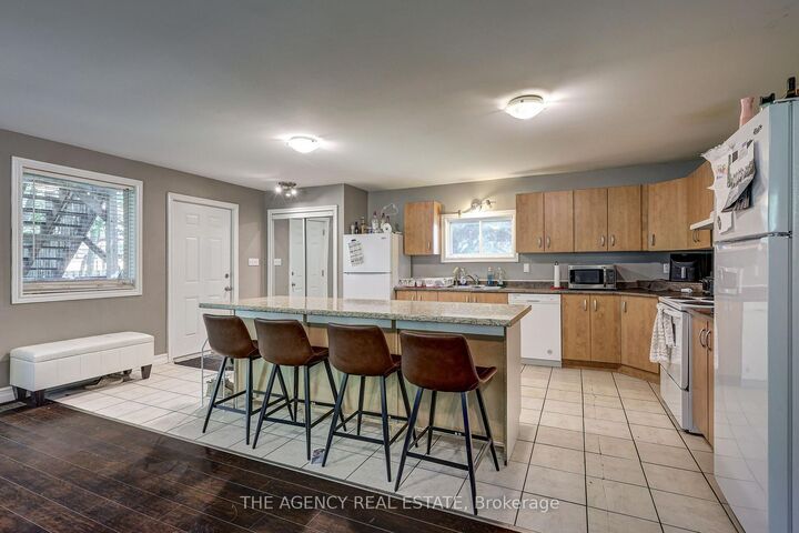 Property Photo: 129 Oxford Street W ON N6H 1S2