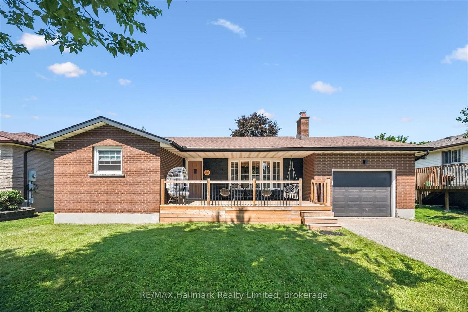 Property Photo:  35 Matthew Drive  ON N1H 7S7 