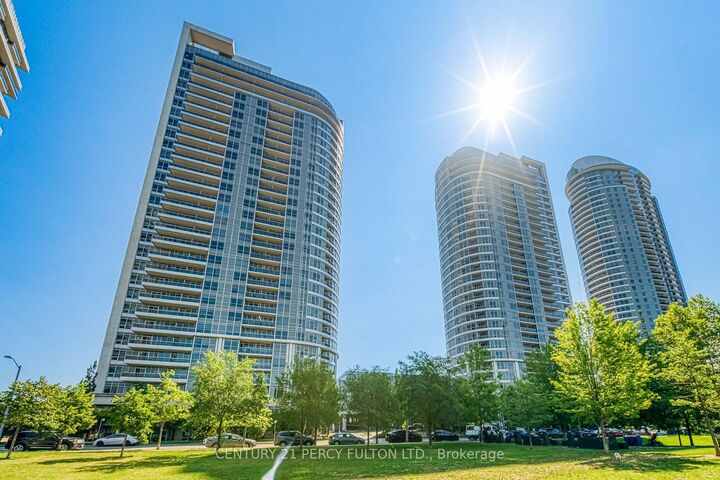 Photo de la propriété: 181 Village Green Square 116 ON M1S 0L3