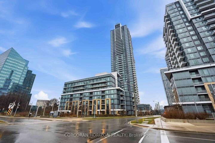Property Photo:  55 Ann O'Reilly Road 4111  ON M2J 0E1 