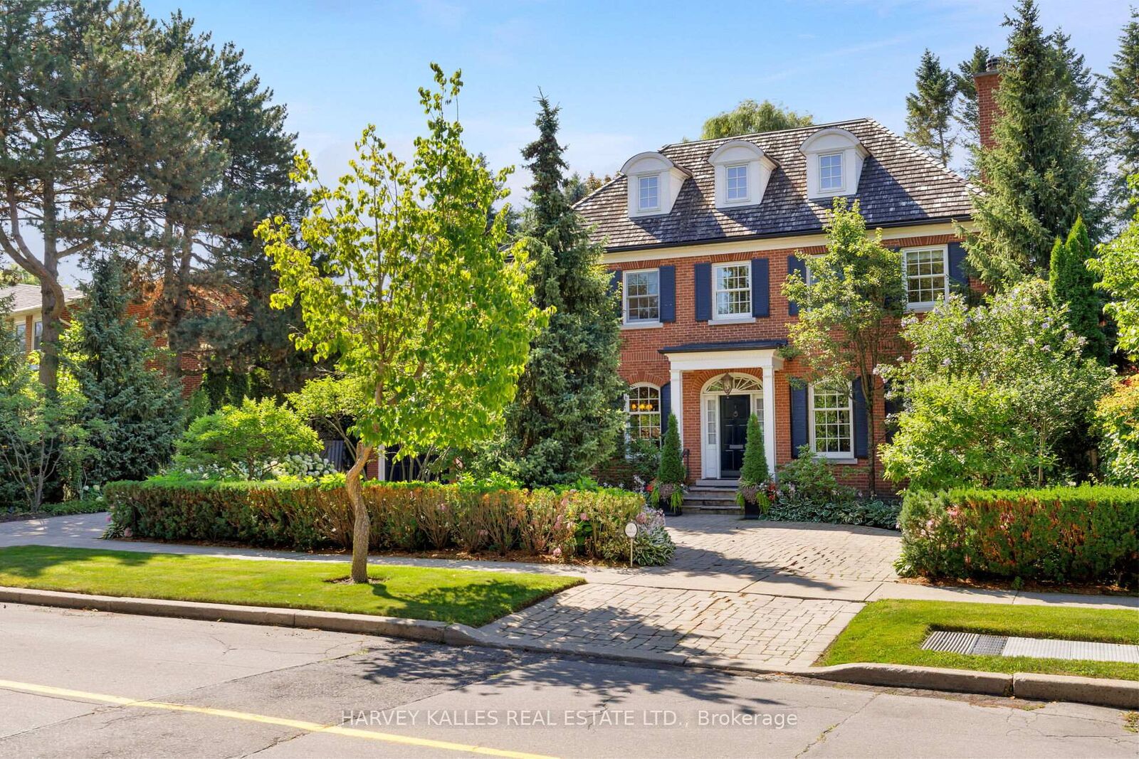 Property Photo:  17 Sagewood Drive  ON M3B 1T5 