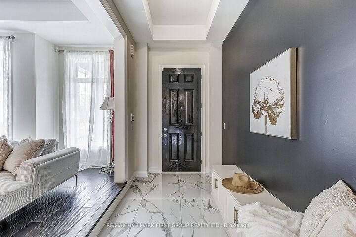 16 Beaverdams Drive — photo 1