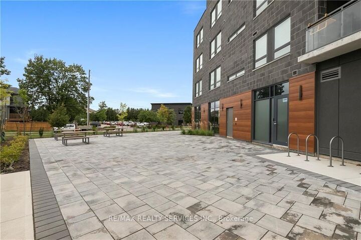 Property Photo:  26 Lowes Road 313  ON N1G 0H4 