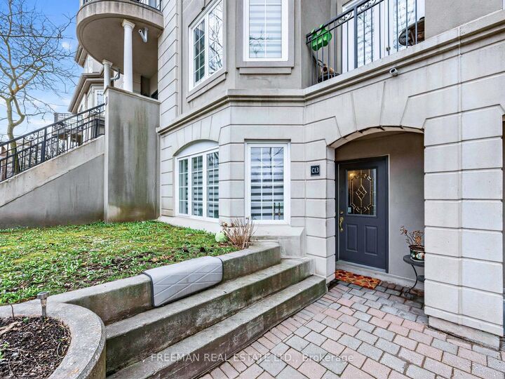 Property Photo: 108 Finch Avenue W C13 ON M2N 6W6