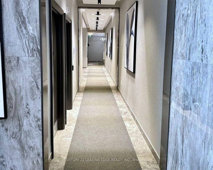 Property Photo:  12 Yonge Street 2203  ON M5E 1Z9 