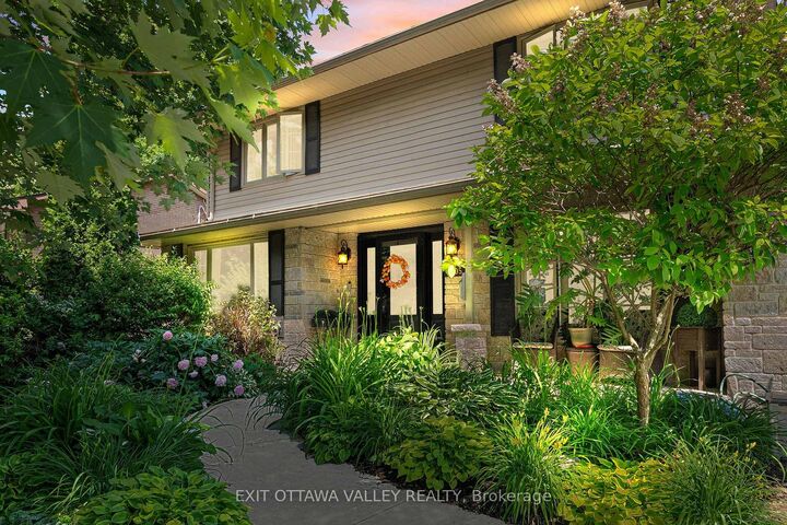 Property Photo:  605 Elizabeth Street  ON K8A 1X3 