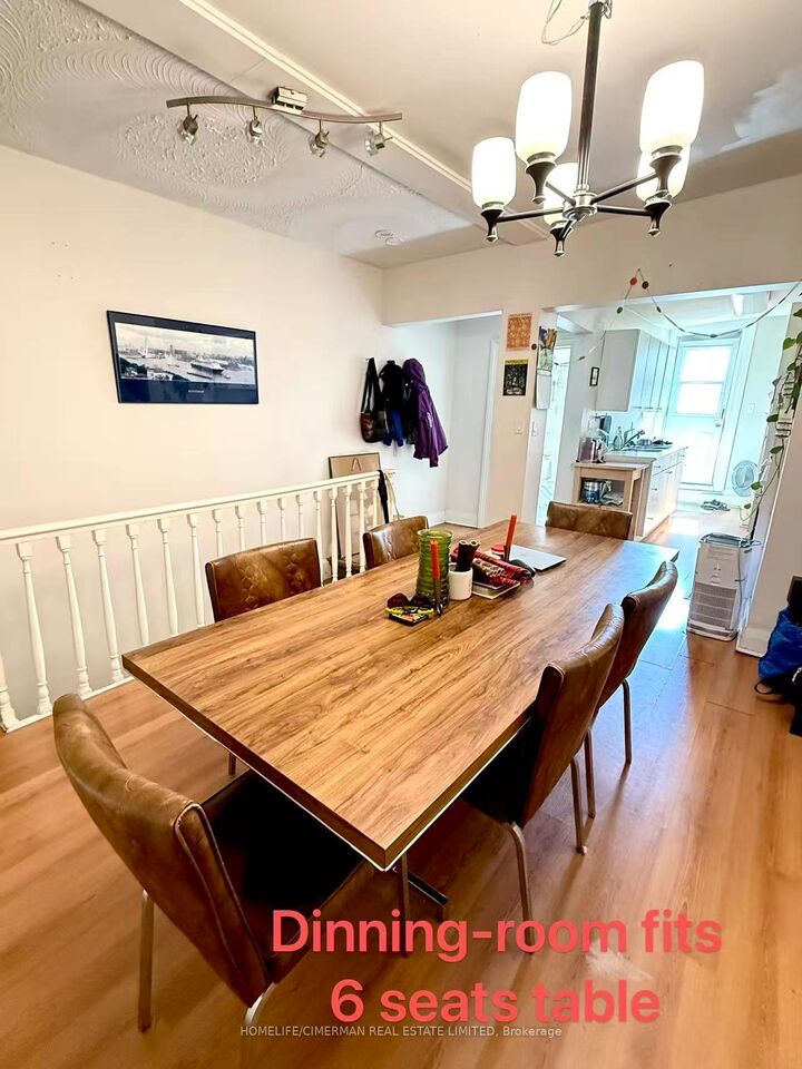 Property Photo:  6 Givins Street Upper  ON M6J 2X6 