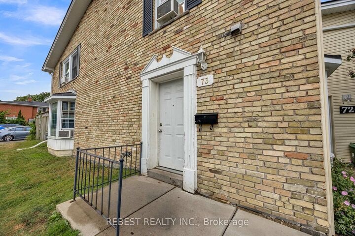 Property Photo:  73 Arbour Glen Crescent 1  ON N5Y 1Z9 