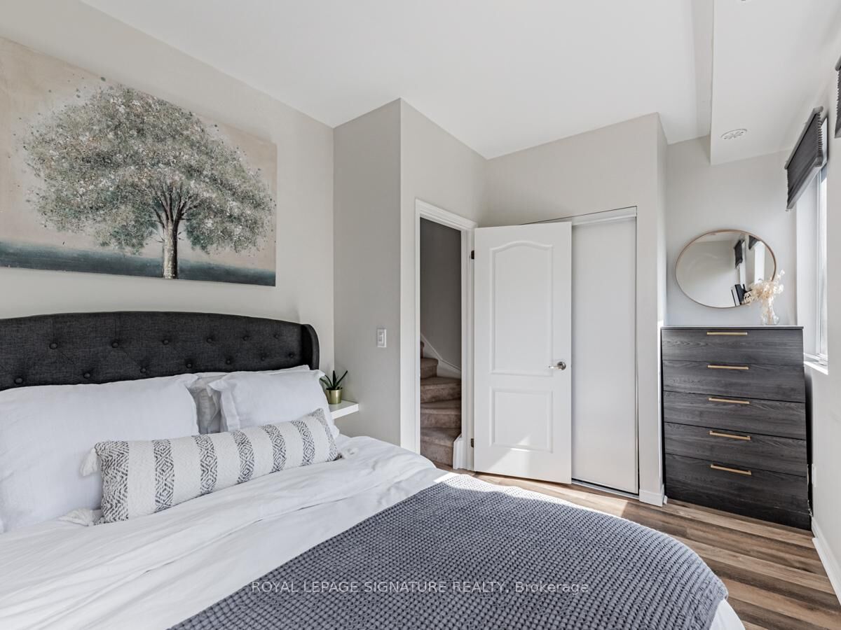 Property Photo:  68 Winston Park Boulevard 60  ON M3K 1C3 