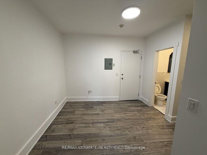 Property Photo: 432 St Clarens Avenue 203 ON M6H 3W3