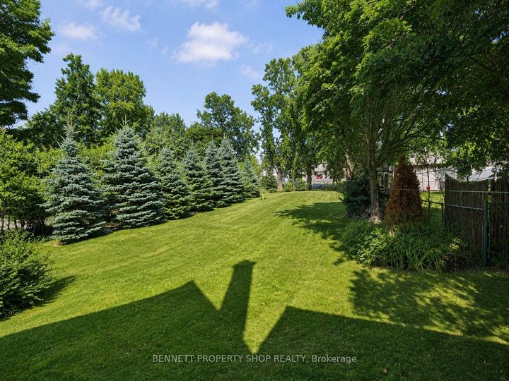 Property Photo: 57 Charles Street ON K7C 2Y2