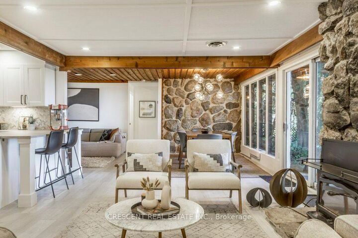 Photo de la propriété:  37 Georgian Manor Drive  ON L9Y 3Z1 