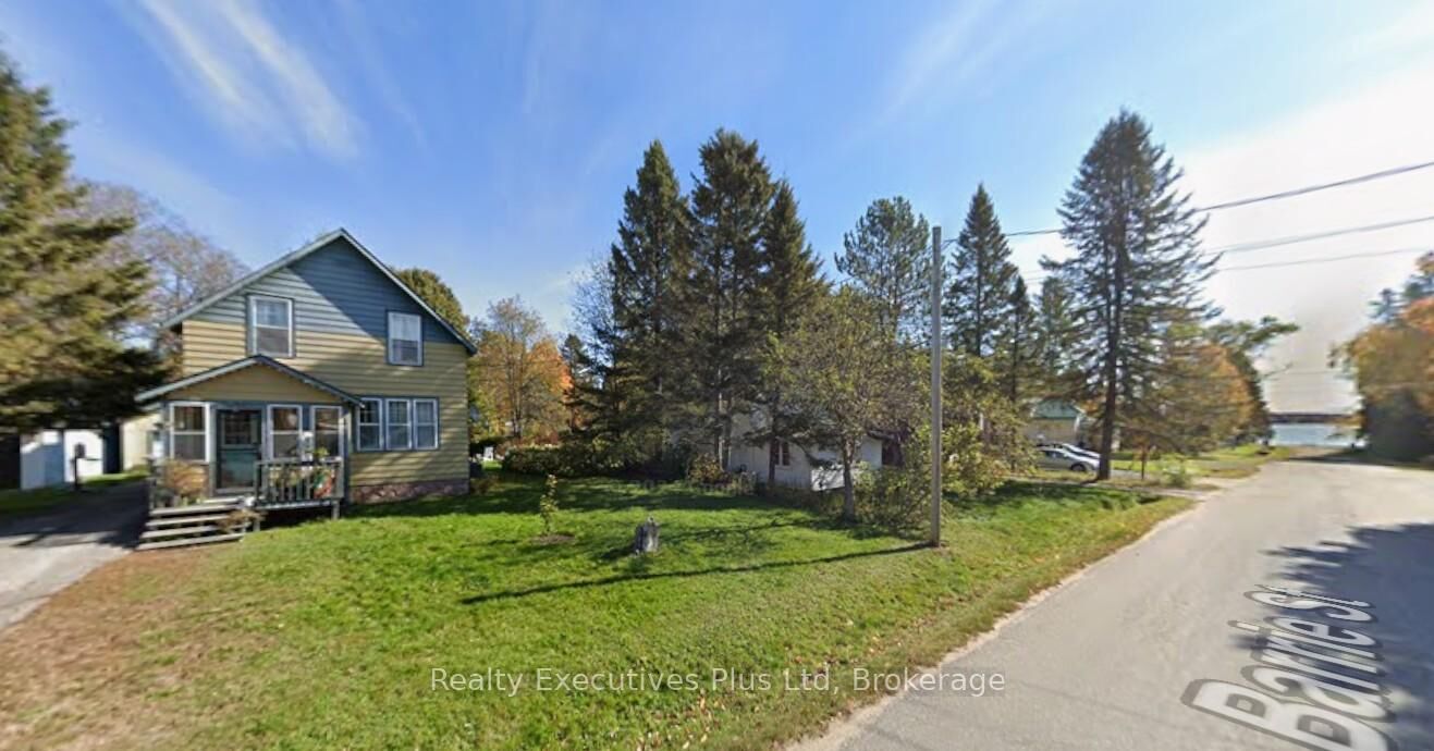 Photo de la propriété: 15 Barrie Street ON P0A 1Z0
