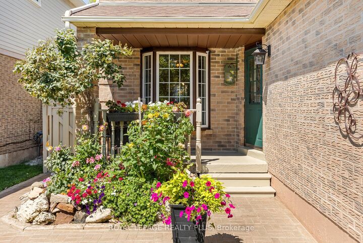 Property Photo: 3189 Coldstream Road ON L5L 5J7