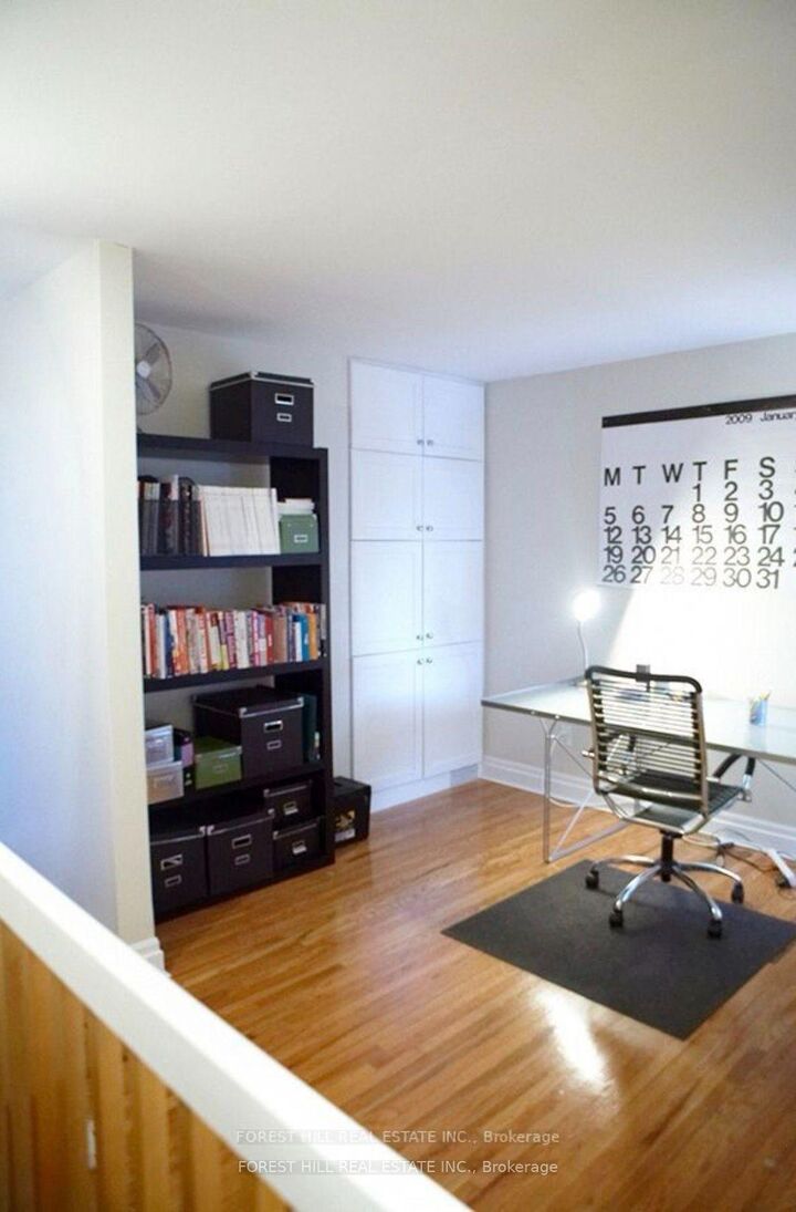 Property Photo: 123 Helendale Avenue ON M4R 1C6