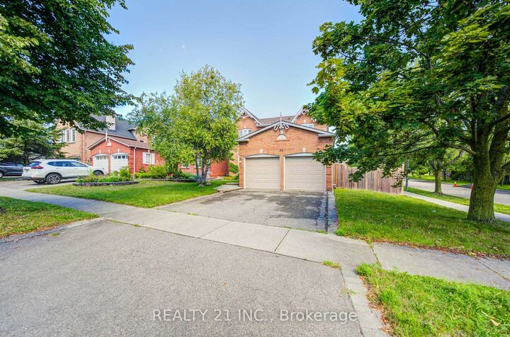 Property Photo: 95 Hearne Crescent ON L1T 3P6