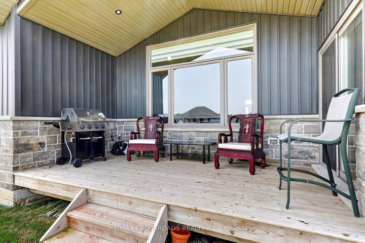 Photo de la propriété:  11 McTavish Crescent  ON N0G 2R0 