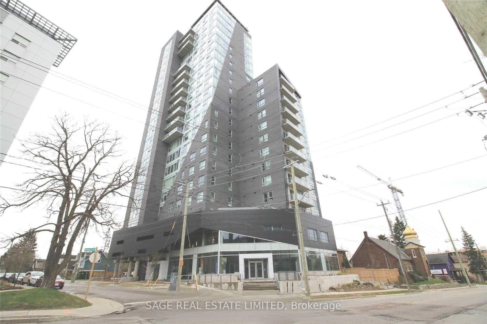 Property Photo:  158 King Street N 2002  ON N2J 2Y2 