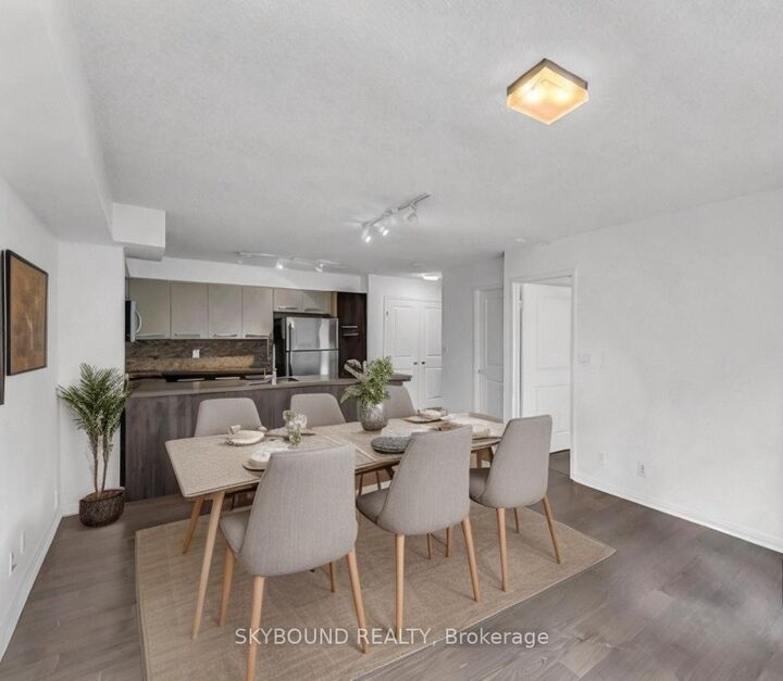 Property Photo:  11 St Joseph Street 505  ON M4Y 1J8 