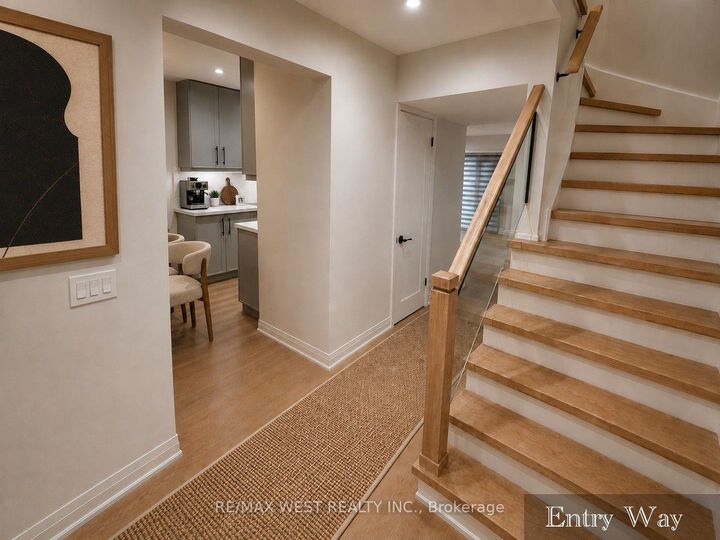 Property Photo: 900 Central Park Drive 67 ON L6S 3J6
