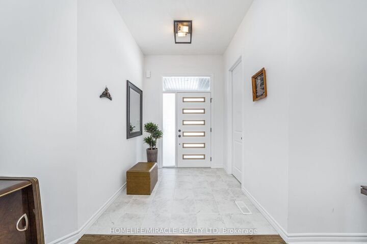158 Savannah Ridge Drive — photo 1