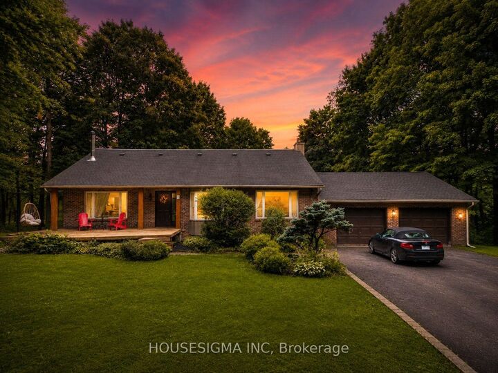 1437 Huntmar Drive — photo 1