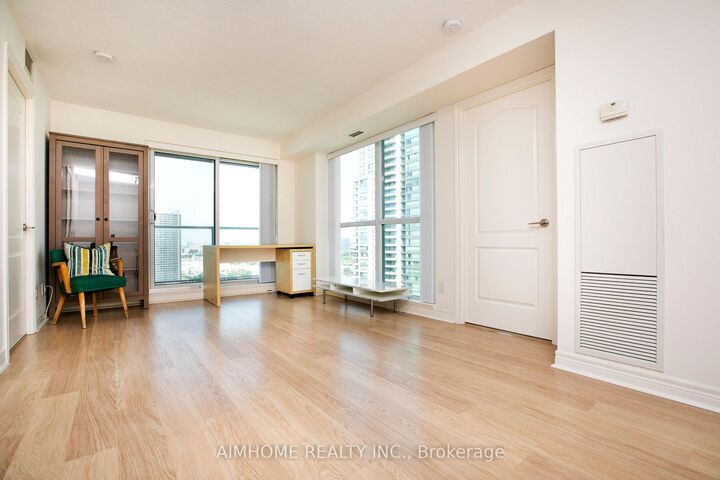 Property Photo:  60 Town Centre Court 2402  ON M1P 0B1 
