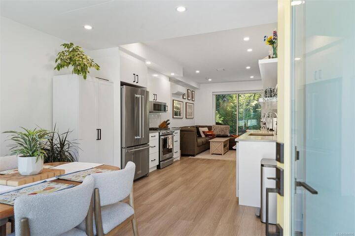Property Photo: 2839 Caster Pl BC V9B 7B8
