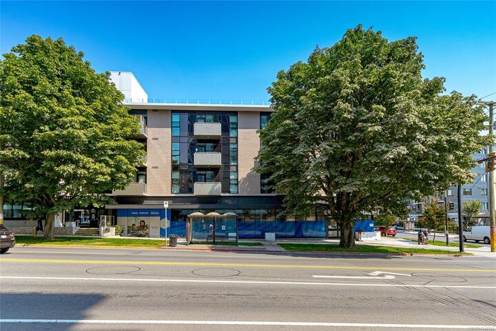 Property Photo: 1411 Cook St #S404 BC V8V 0E8