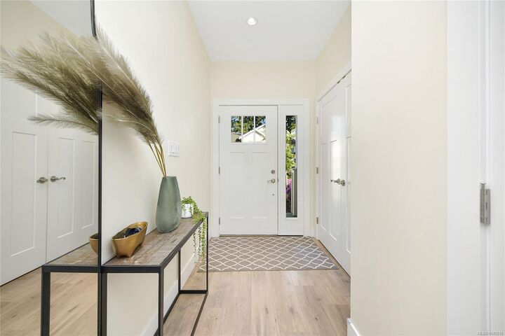 Property Photo: 4487 Wilkinson Rd #2 BC V8Z 5C2