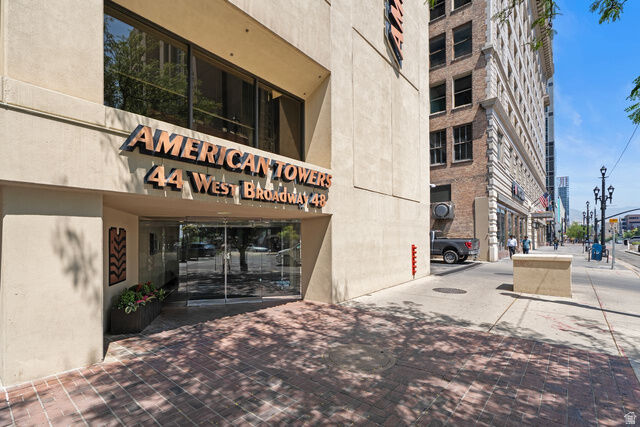 Property Photo:  48 W Broadway 2006N  UT 84101 