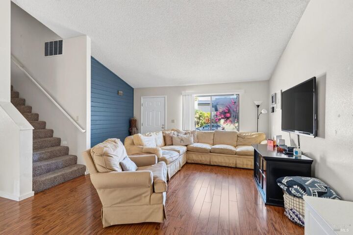 Property Photo:  849 Falcon Way  CA 95448 