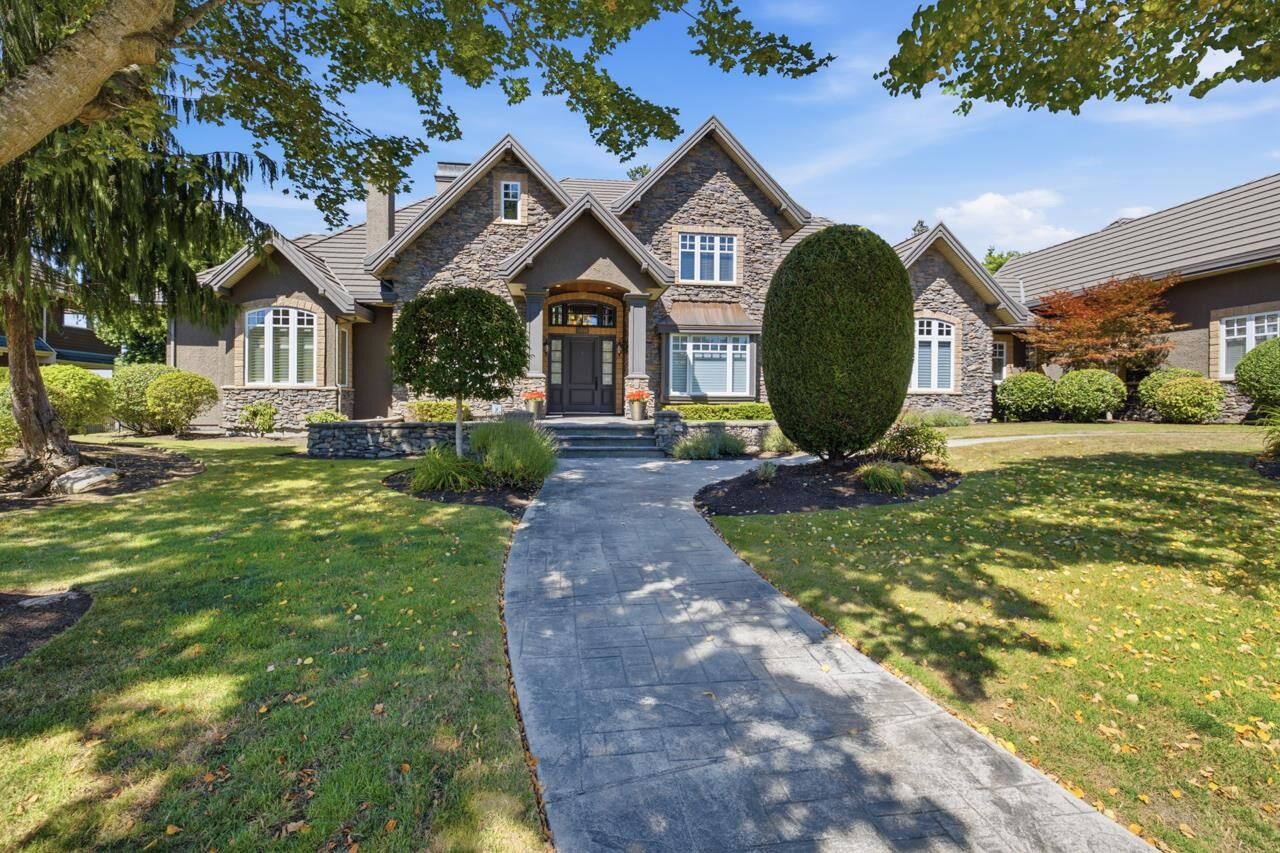 Property Photo: 16235 36A Avenue BC V3Z 0X5
