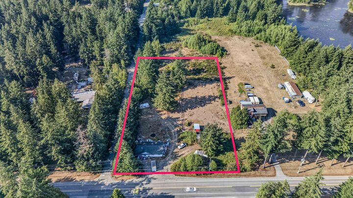 Property Photo: 20213 32 Avenue BC V2Z 2E3