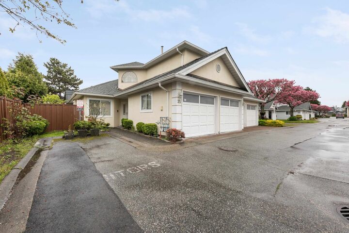 8051 Ash Street 35 — photo 1