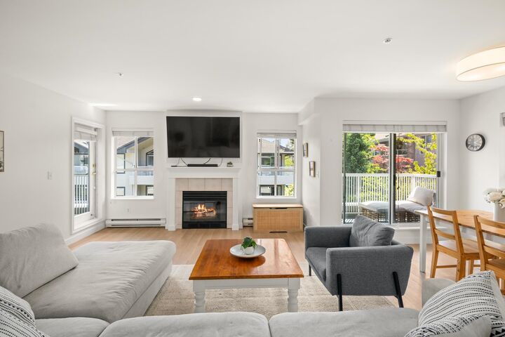 Property Photo: 15272 20 Avenue 309 BC V4A 2A3