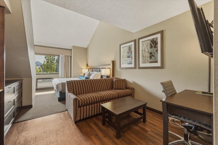 Property Photo: 4220 Gateway Drive 216 BC V8E 0Z7