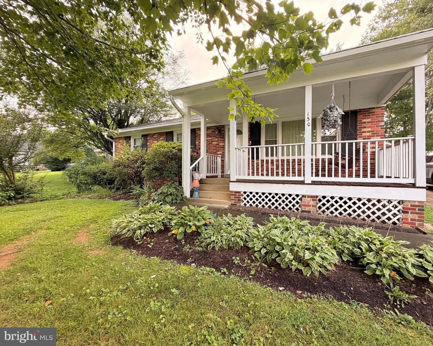 Property Photo: 130 S St Paul Street VA 20158