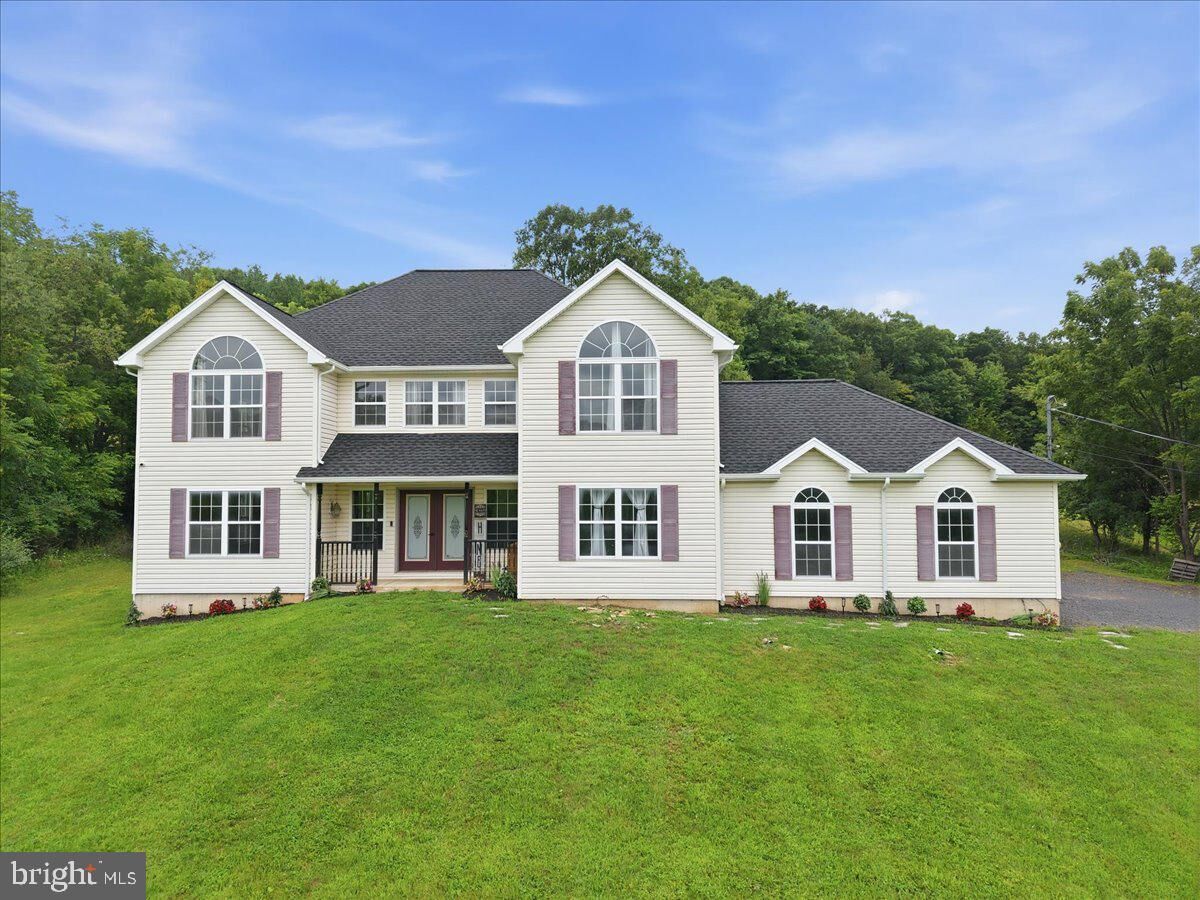 Property Photo:  387 Blue Ridge Road  PA 18353 