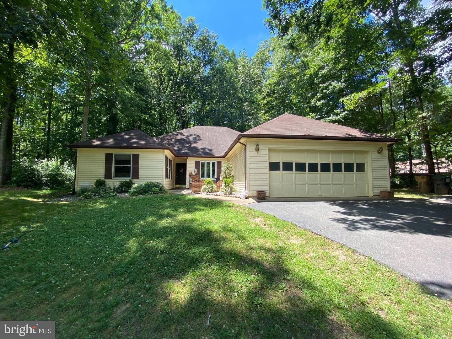 Property Photo: 222 Bosun Cove VA 22554