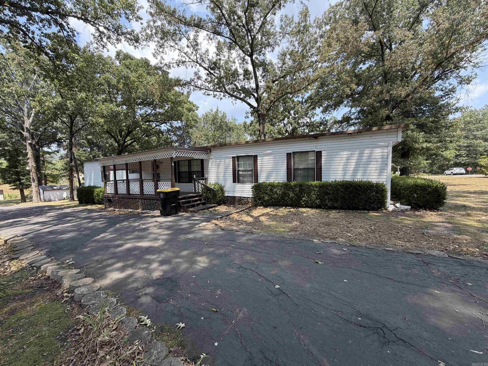 Property Photo: 4 Paradise Circle AR 72016