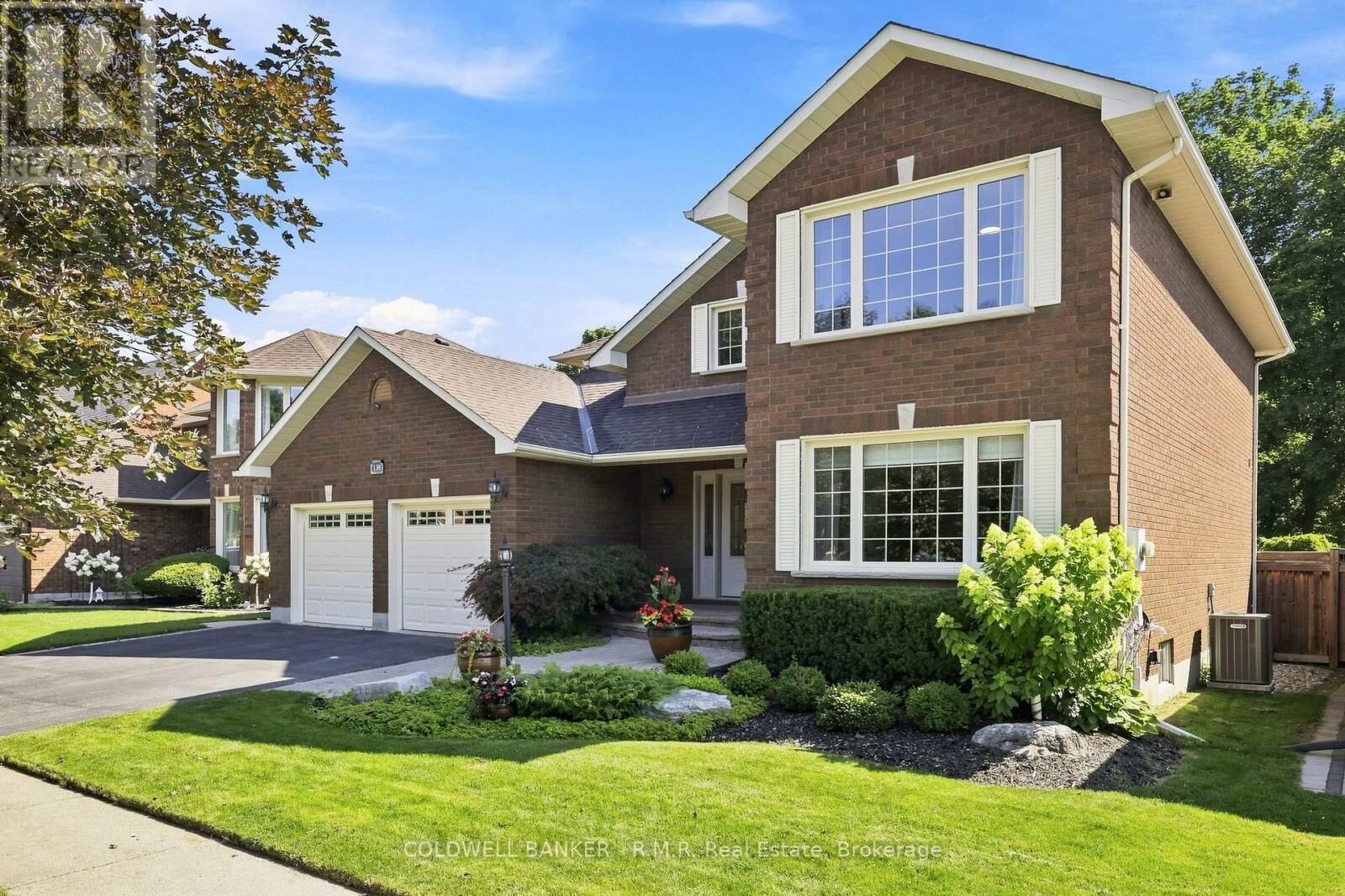 Property Photo: 138 Samac Trail ON L1G 7V9