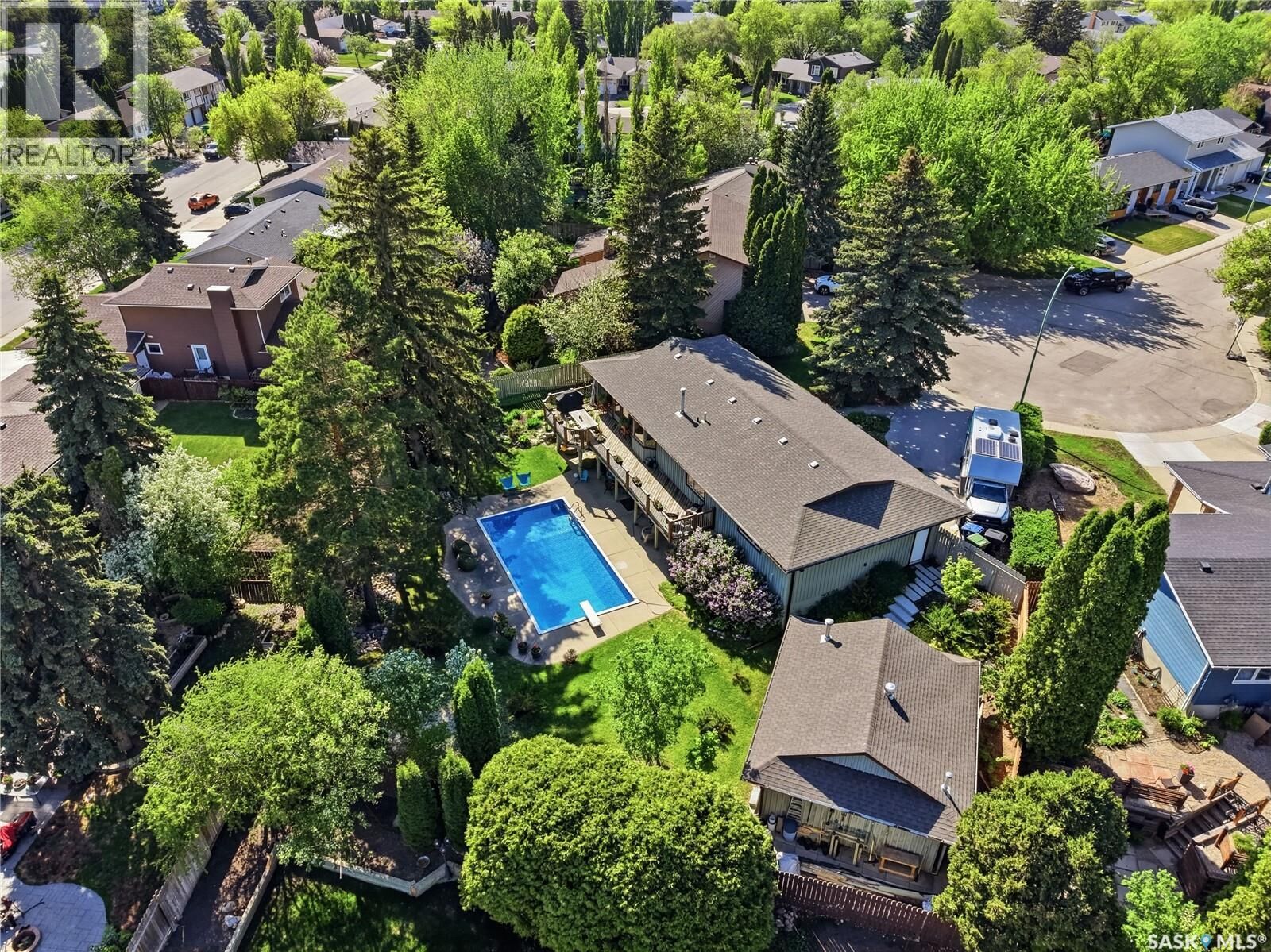 Property Photo: 727 Tobin Terrace SK S7K 4P4
