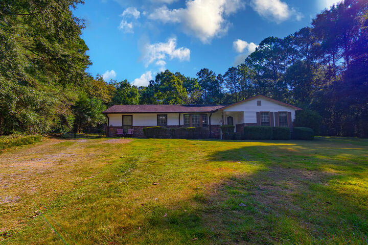 Property Photo:  166 Winchester Drive  GA 31804 