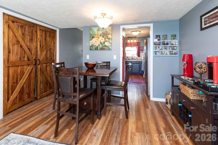 Property Photo:  405 Southway Garden Road  NC 28704 