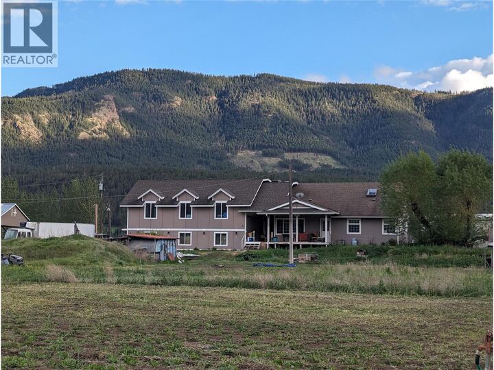 5556 Vernon/Kamloops Highway — photo 1