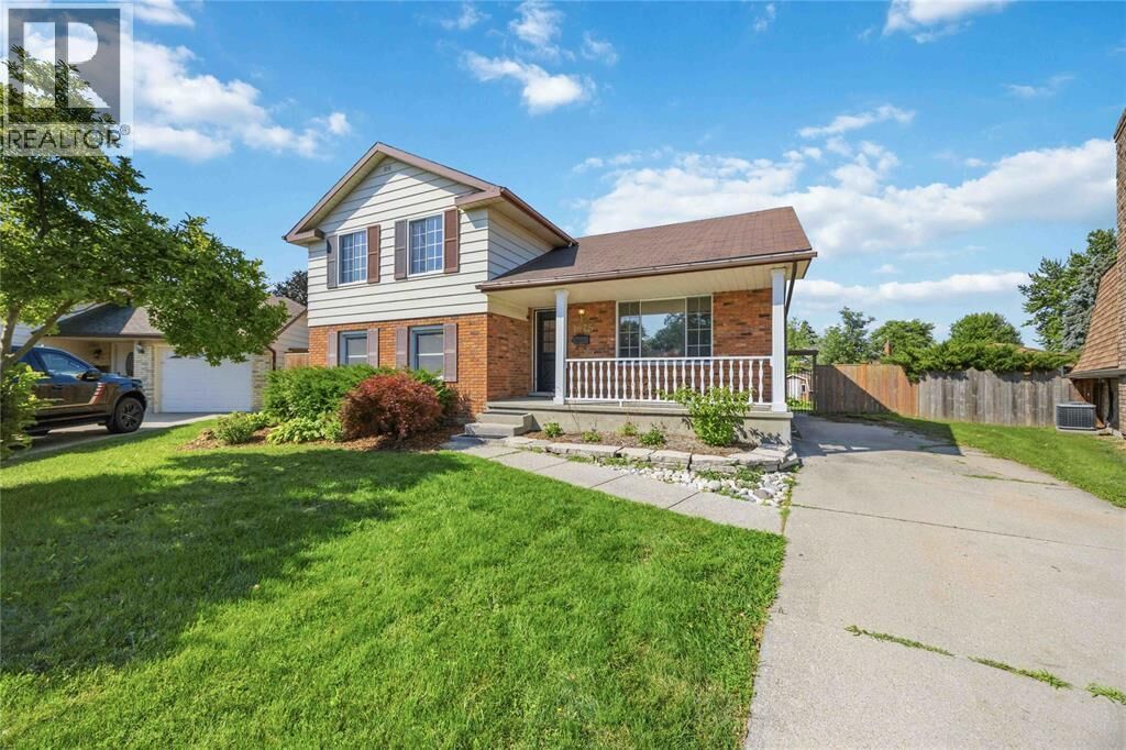 Property Photo: 1076 Brimwood Crescent ON N7S 5E9