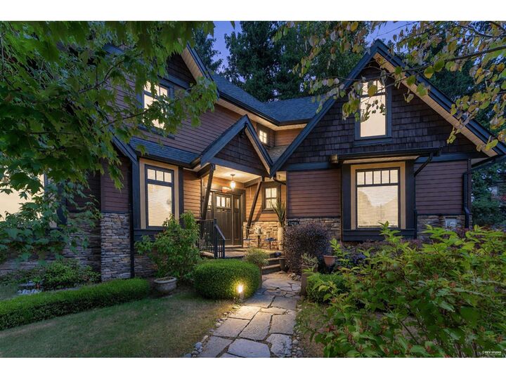 Property Photo: 15305 29A Avenue BC V4P 1G7